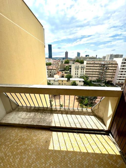 Grand Appartement 3 Chambres Balcon - Partdieu Lyon Exterior foto